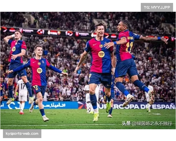 巴塞罗那有意引进奥斯梅恩，计划接替莱万明年离队空缺